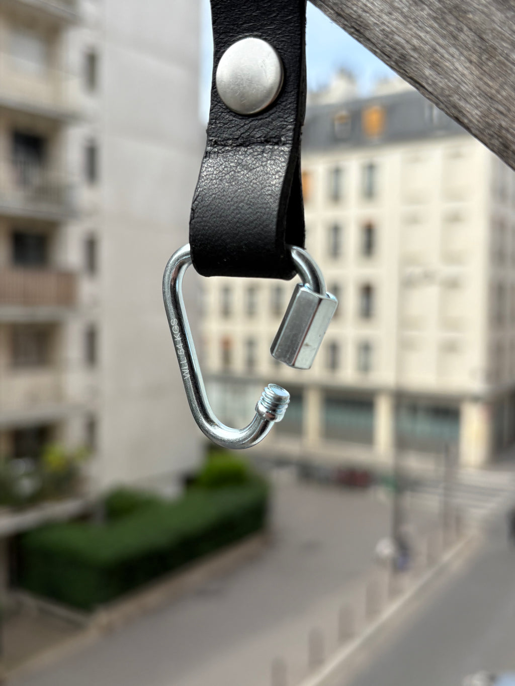 Carabiner keychain - Noir